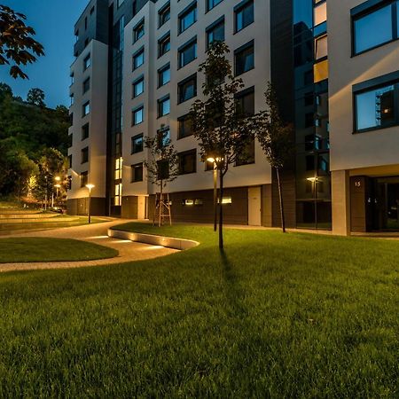Bratislava Center, River Front, Private Parking Included Extérieur photo