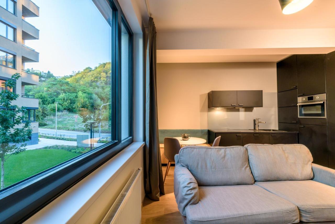 Bratislava Center, River Front, Private Parking Included Extérieur photo